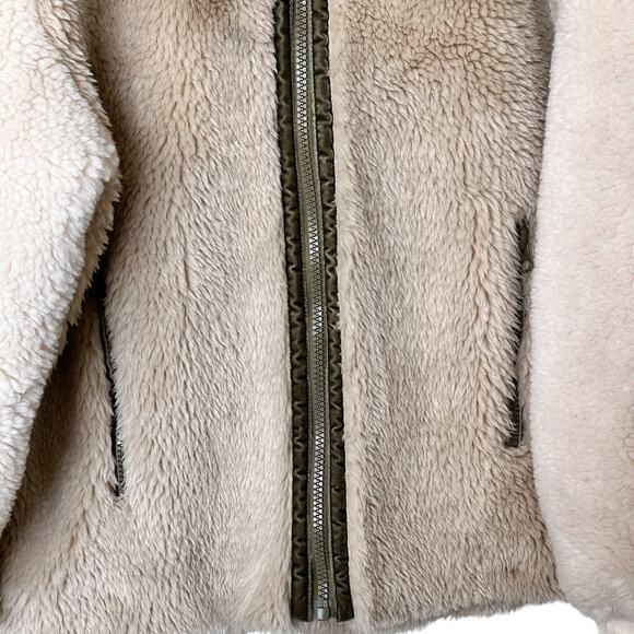 Sundance Boundless North Sherpa faux fur zip up jacket size M - Picture 5 of 10